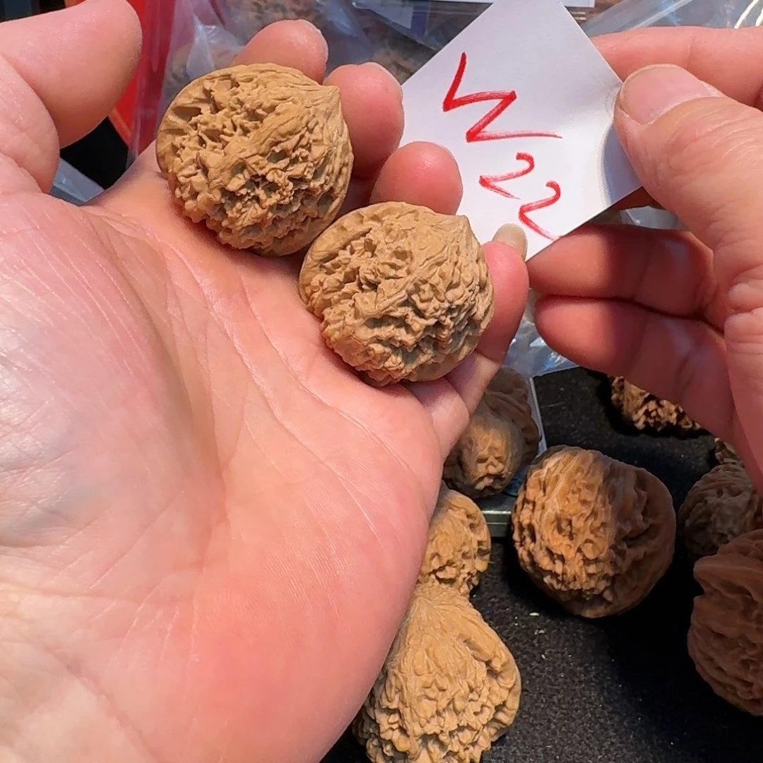 文玩核桃把件37赛龙门