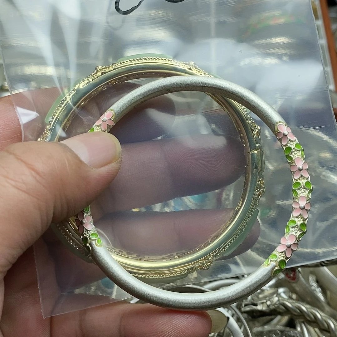 非金属珐琅你**着