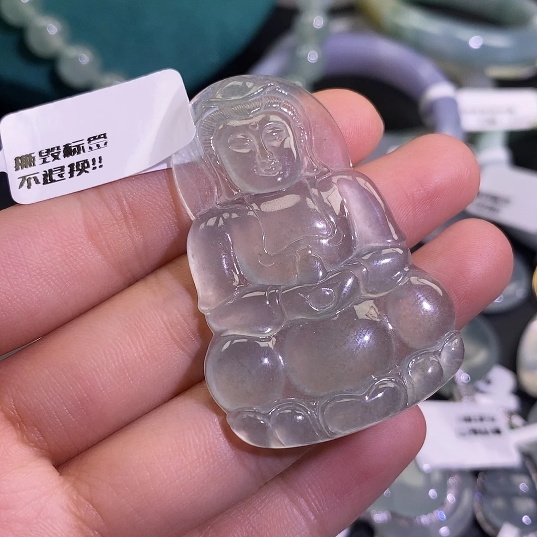 翡翠未镶嵌颈饰观音