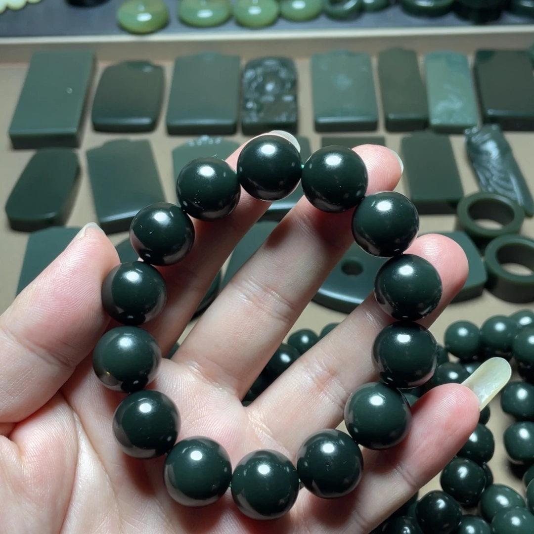 和田玉未镶嵌手链