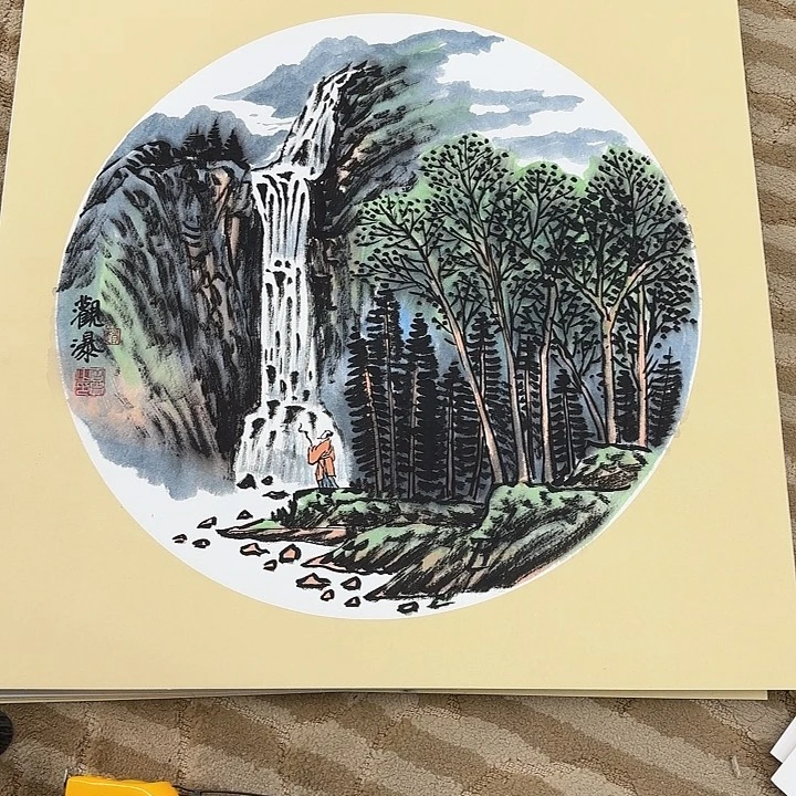 国画花鸟的翅膀和翅膀都是白色