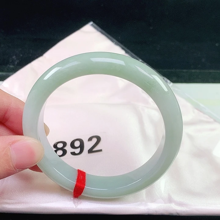 未镶嵌手镯翡翠892