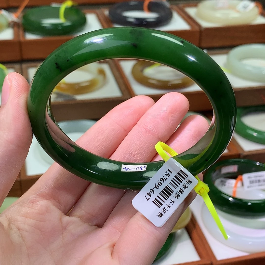 和田玉未镶嵌手镯61 碧玉