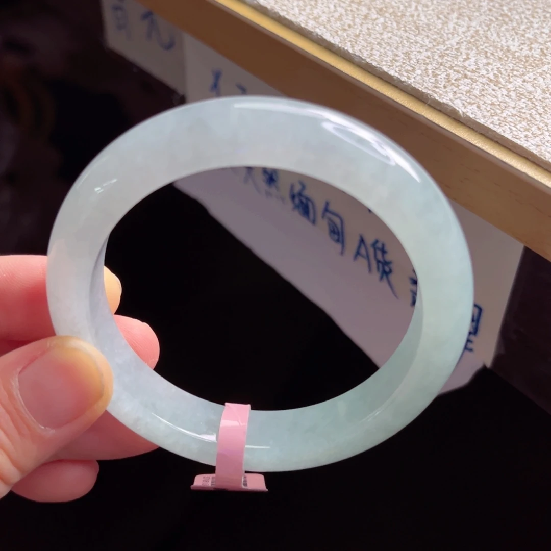 翡翠未镶嵌手镯手镯