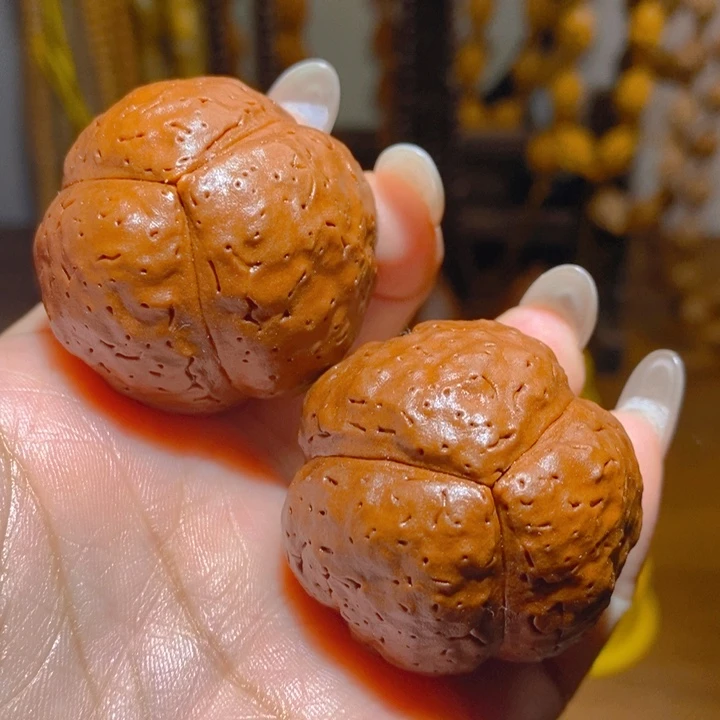 风***行野生三瓣大金刚把件3845