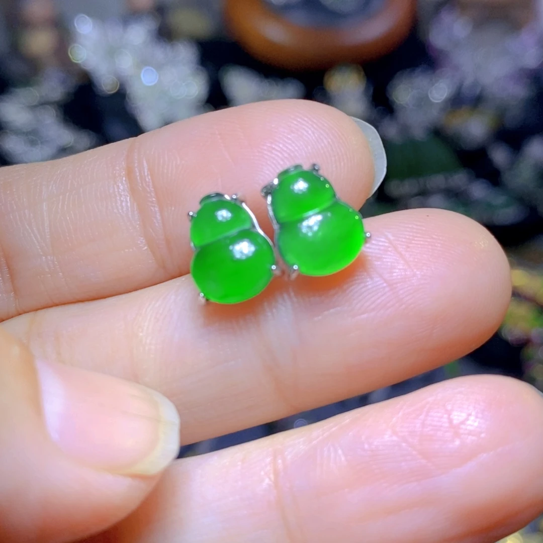 翡翠颈饰银S925镶嵌天然翡翠