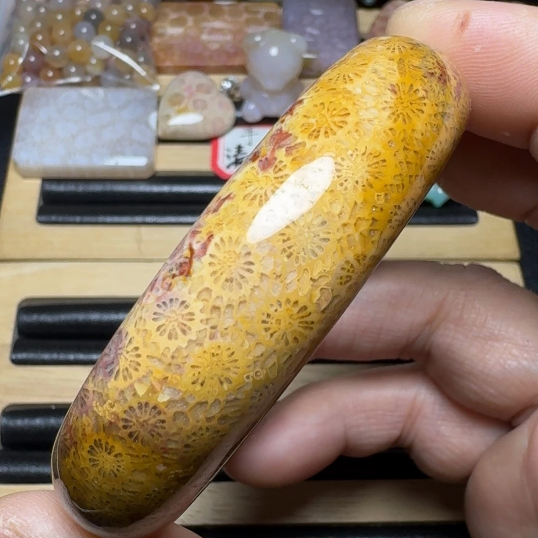 硅化玉纯天然色有机玉石未镶嵌58圈口