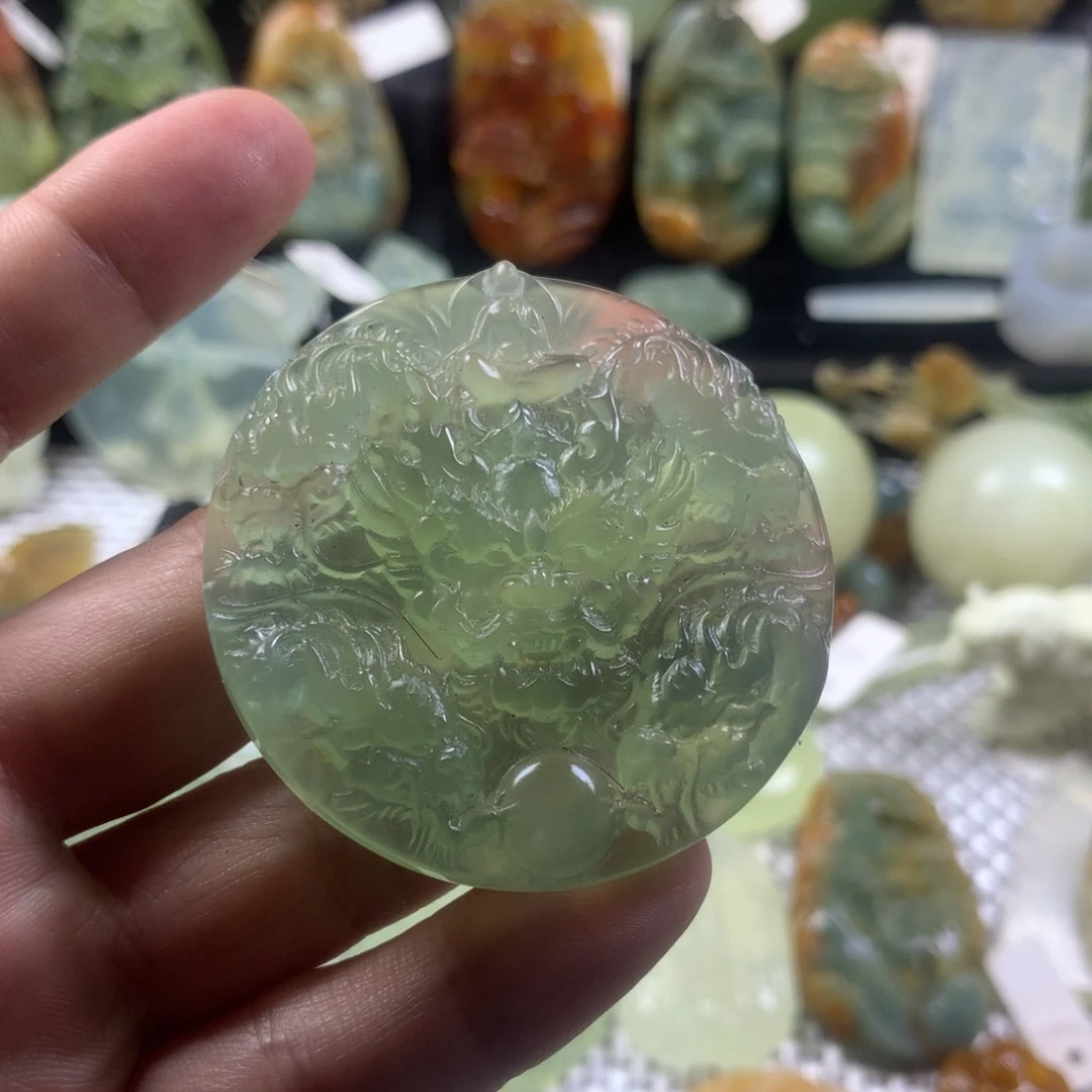 未镶嵌蛇纹石玉颈饰新*家