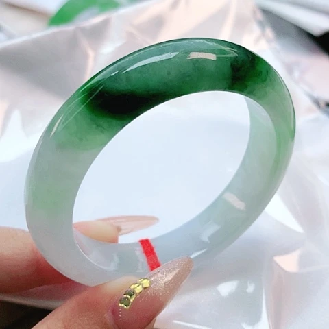 未镶嵌手镯翡翠2831