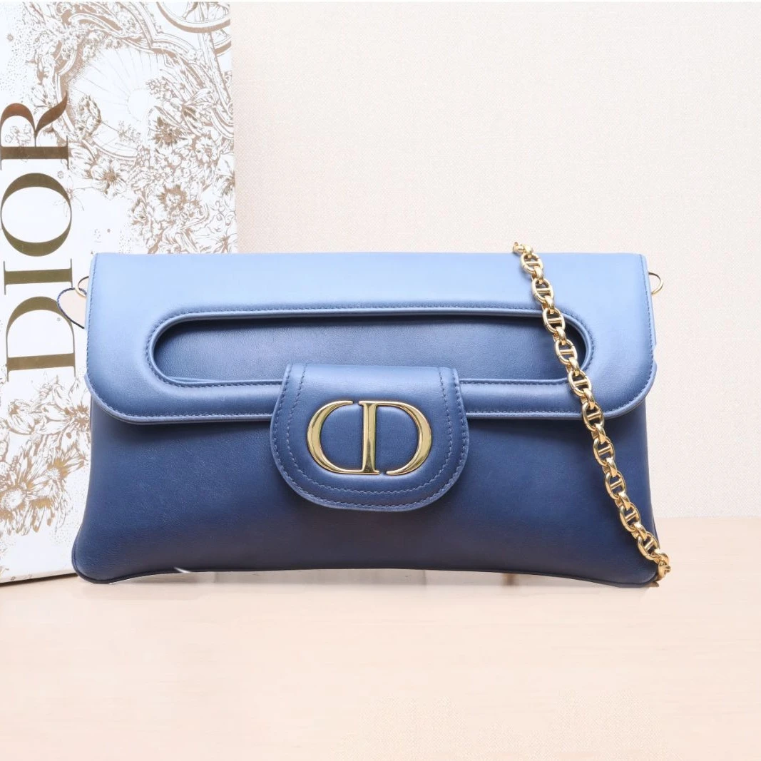 95新 DIOR/迪奥 【娇活动】 2021 CD 渐变 单肩斜挎包 639190