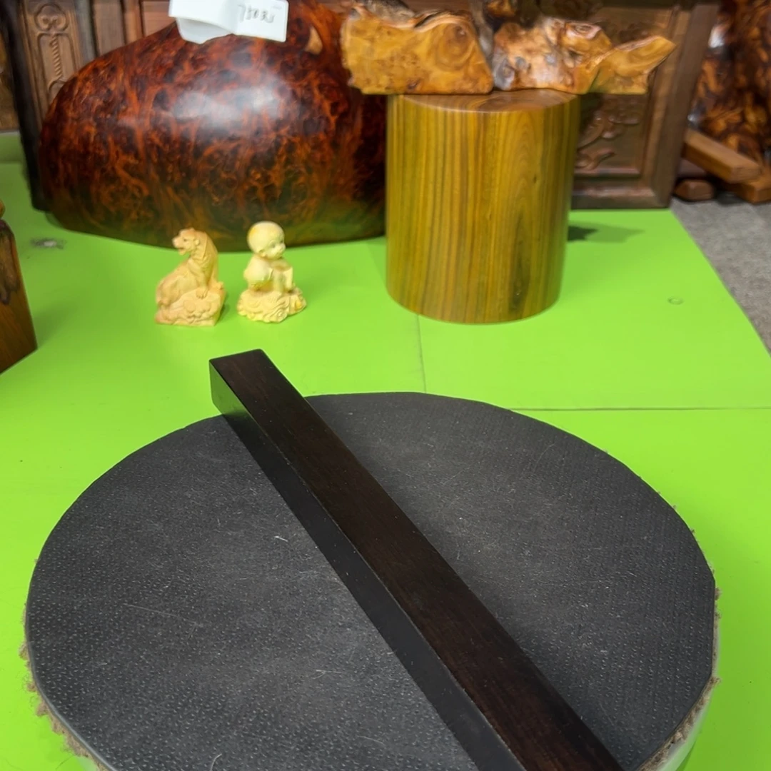 小***巴大果紫檀（缅甸花梨）