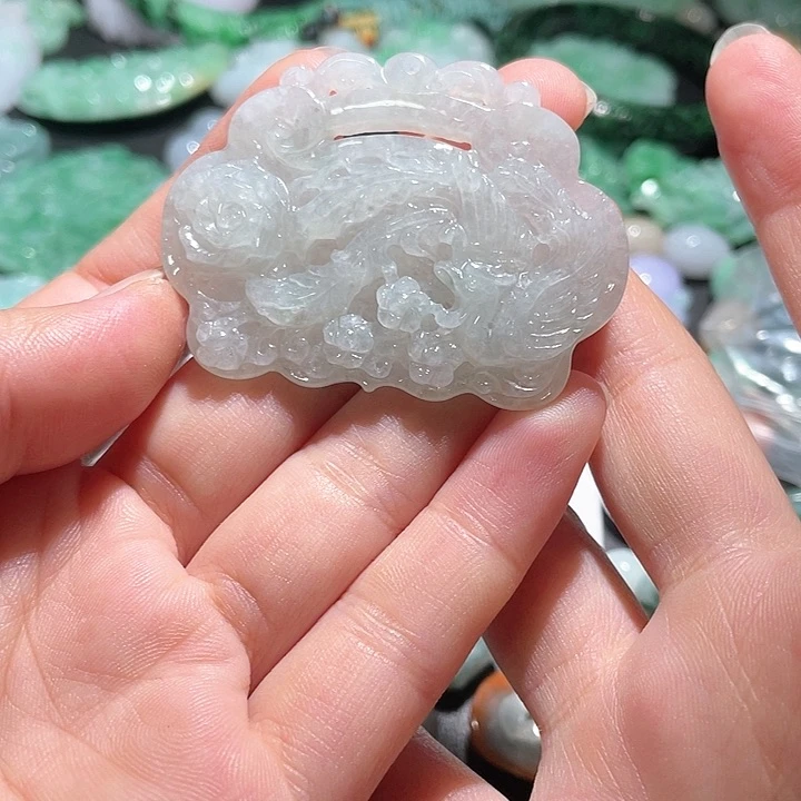 颈饰未镶嵌翡翠天