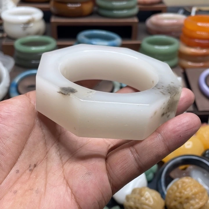 石英质玉手链合金枝*