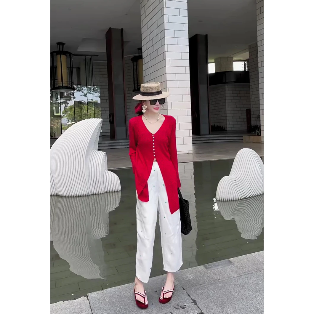 欧货洋气百搭气质长袖中长款双V感单排扣针织衫