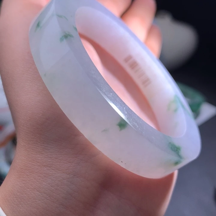 未镶嵌翡翠定制翡翠冰飘花