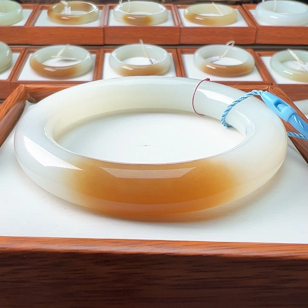 和田玉手镯未镶嵌@**儿