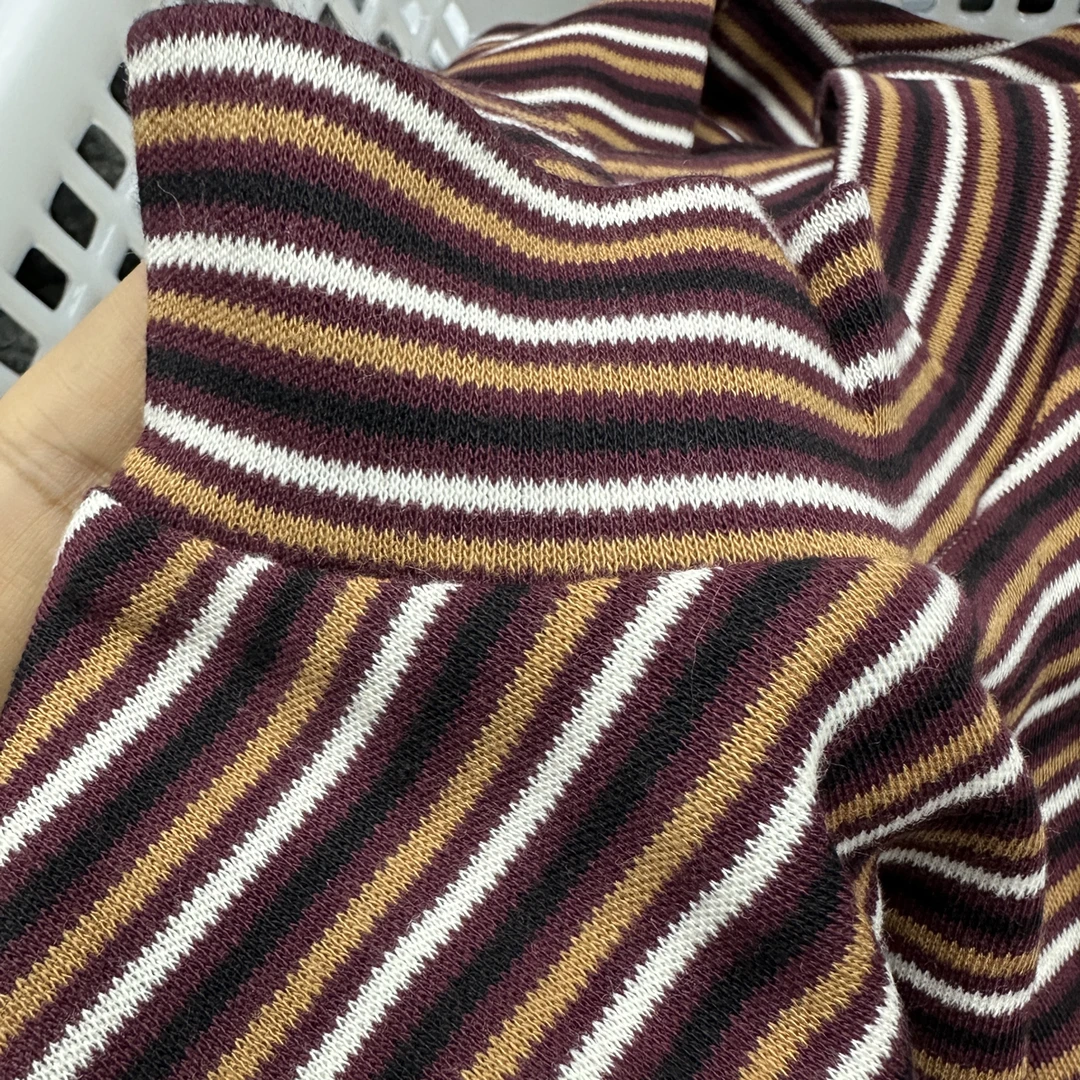 彩色条纹舒适百搭长袖打底衫