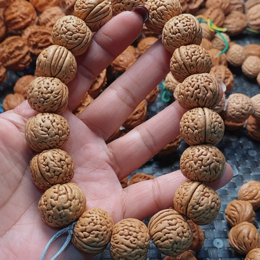 【闪购商品】文玩核桃吊坠桃核