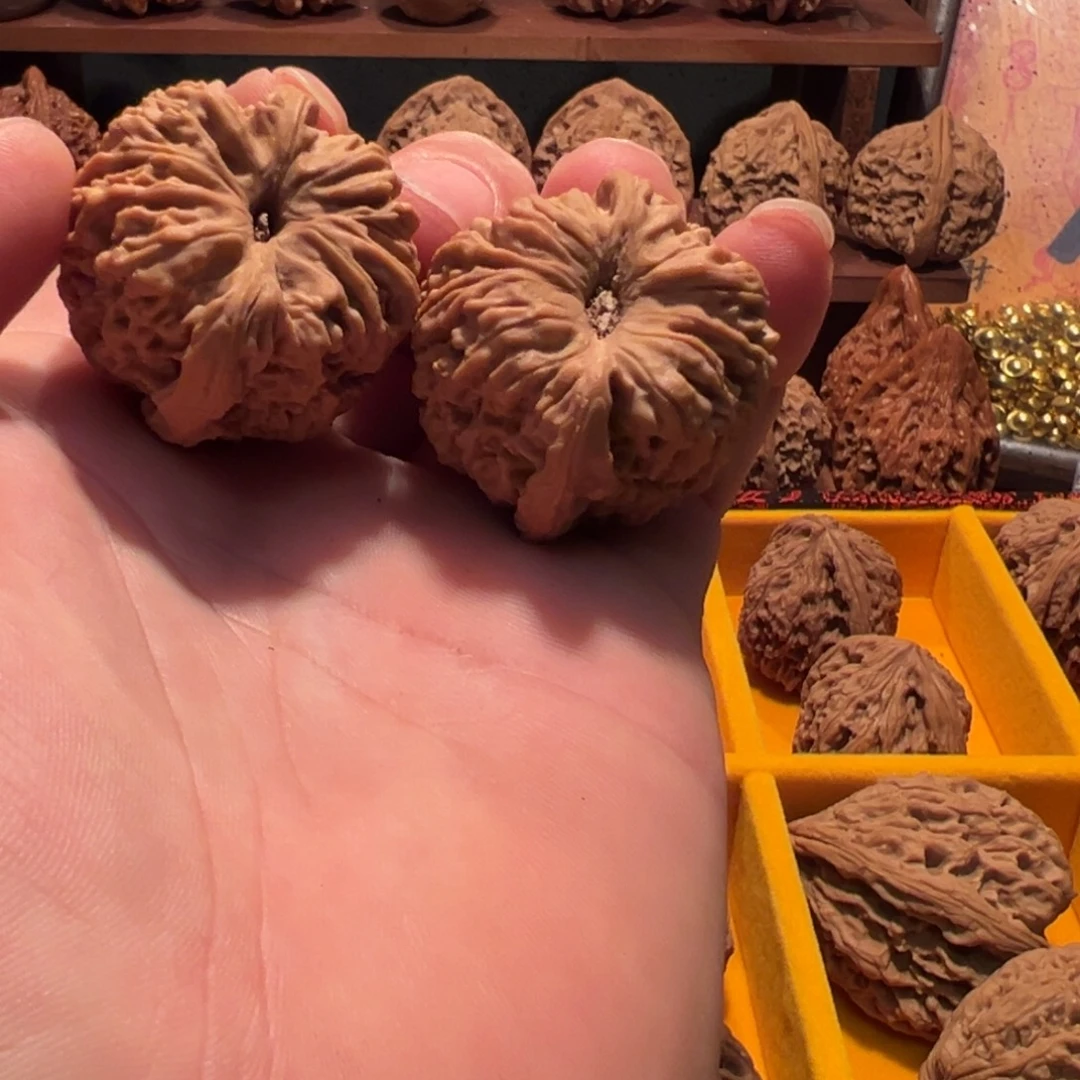 把件文玩核桃南疆石38全品