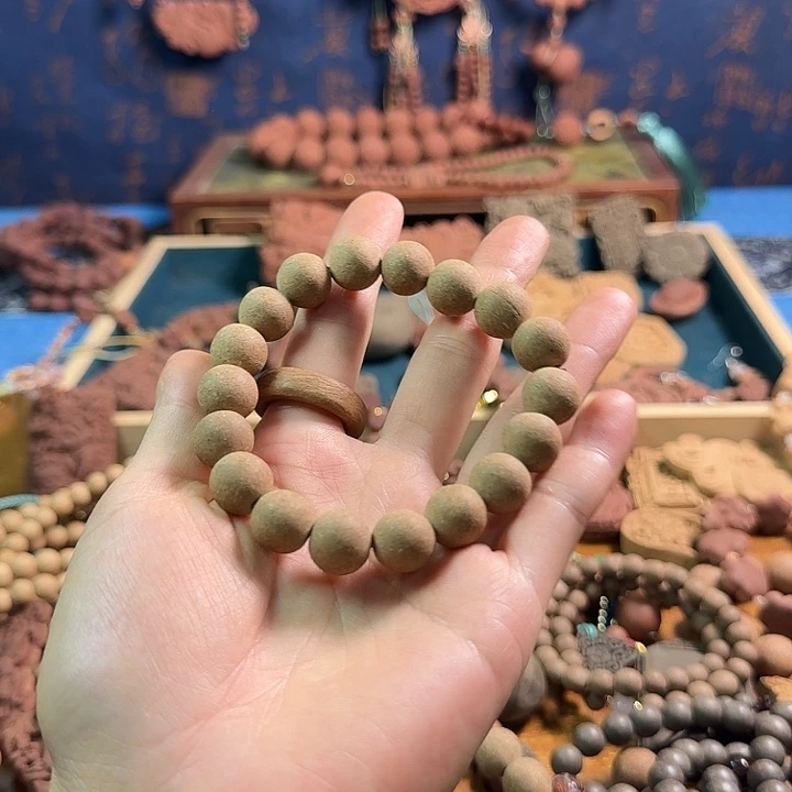 驱纹虫香方1.2微瑕单圈