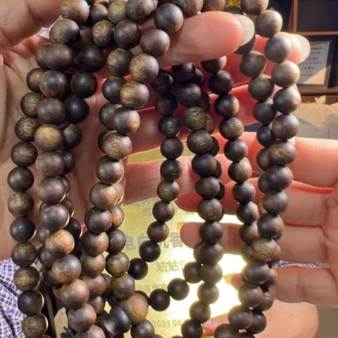 手串沉香红土乌身27克卡8多样性发1条