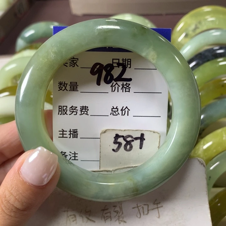 未镶嵌蛇纹石玉手镯982