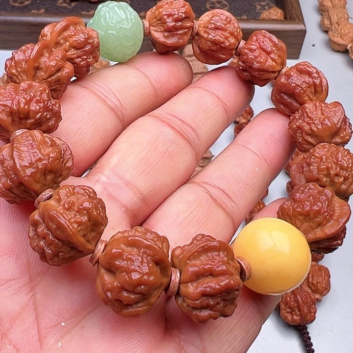 吊坠猴头核桃金蟾16/16飞碟