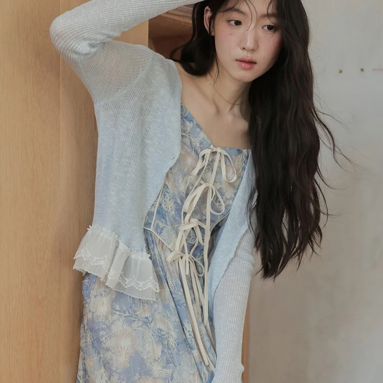 夏季蕾丝拼接蓝色开衫长袖空调衫薄款外套外搭防晒衣短款披肩女潮