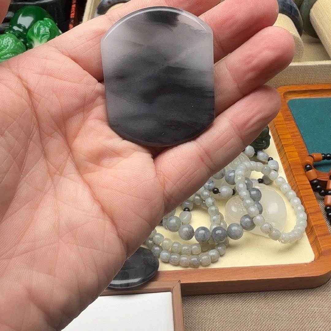 和田玉（糖玉）未镶嵌挂件