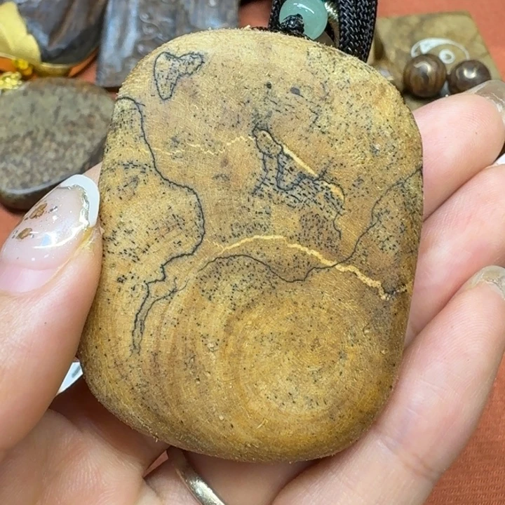 大叶紫檀（黑酸枝木类）