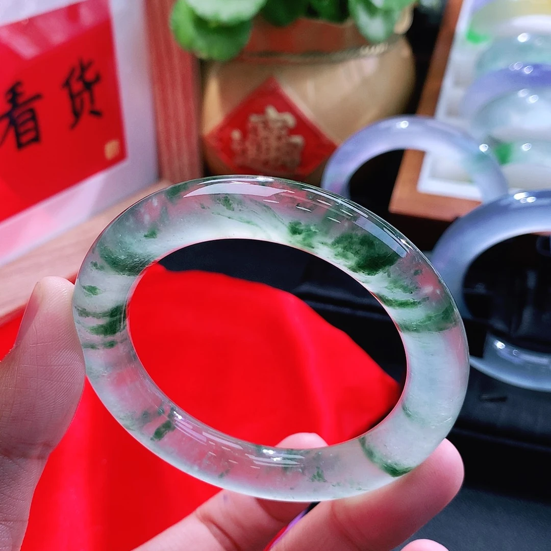 翡翠未镶嵌手镯定金10万 总价230万 支持全国送货上门