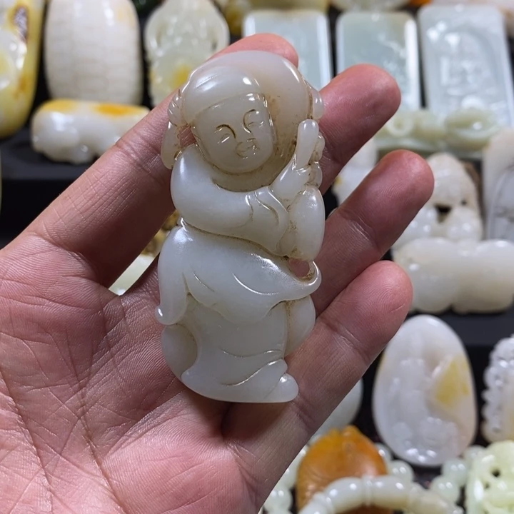 和田玉颈饰未镶嵌