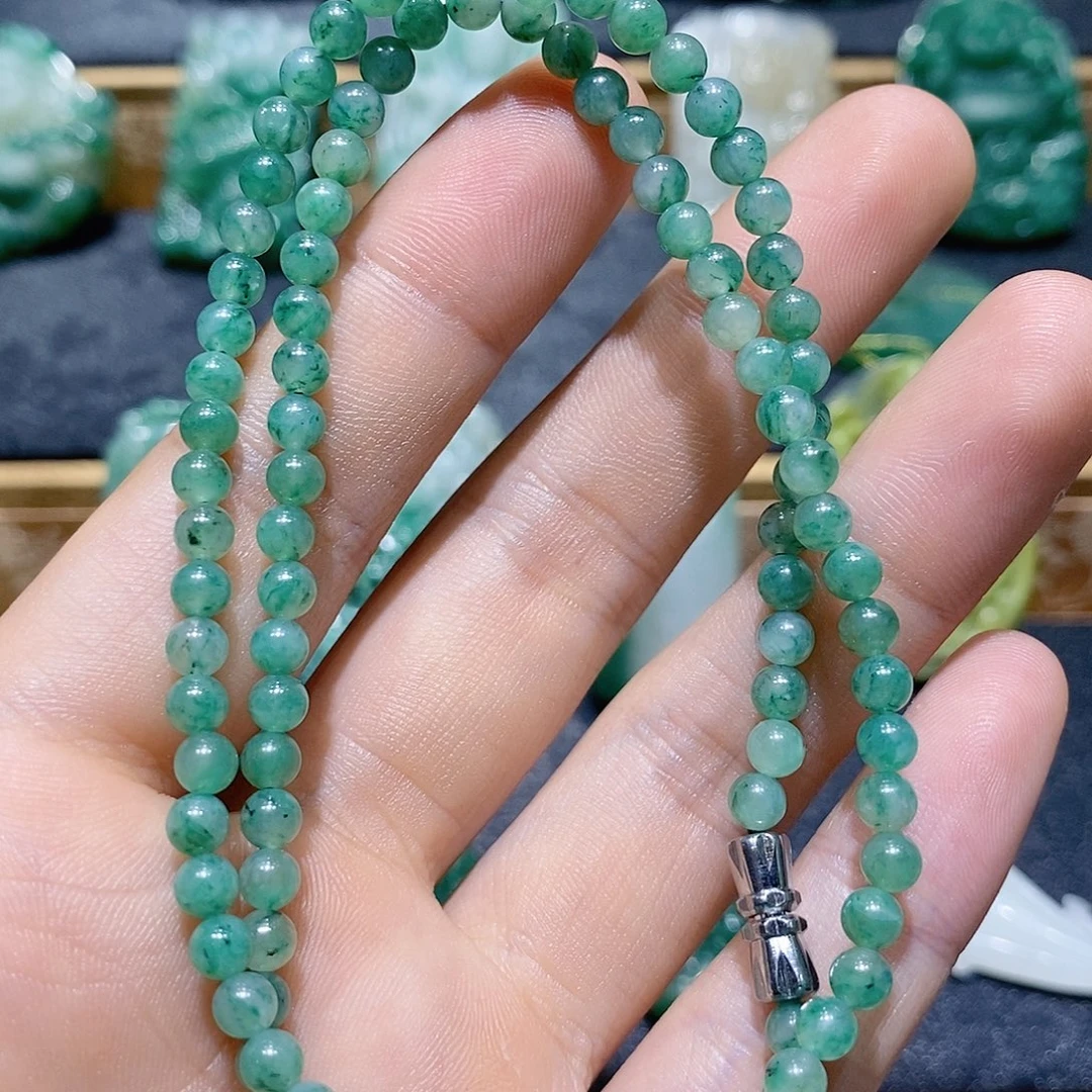 可***肚独山玉未镶嵌吊坠