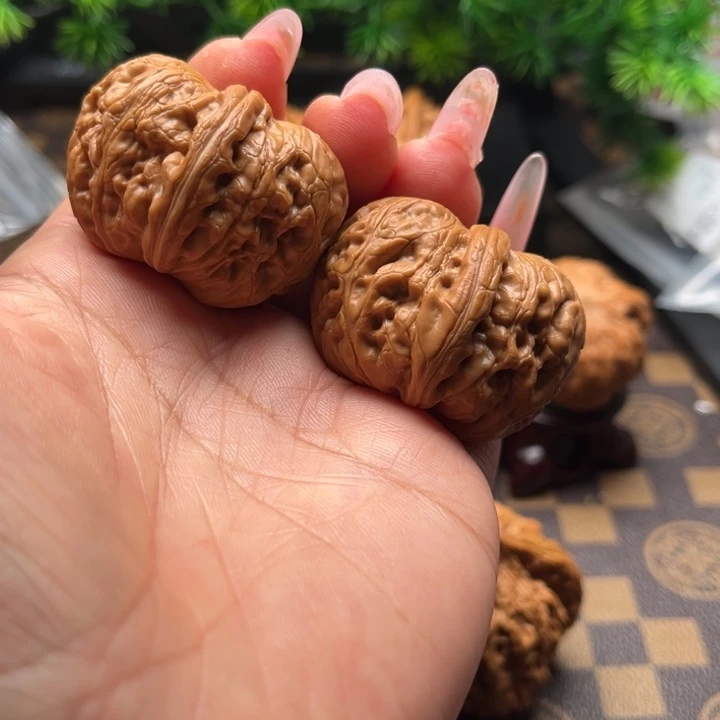 核桃40元宝文玩核桃