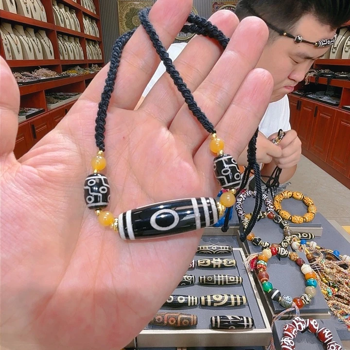 未镶嵌玛瑙/玉髓珠宝奇石