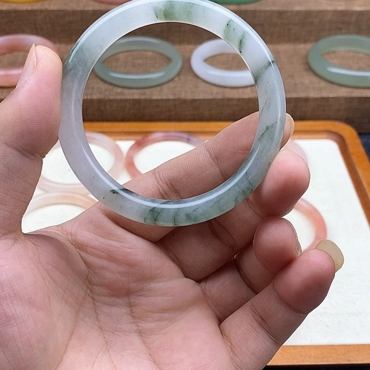 未镶嵌手镯石英质玉9001