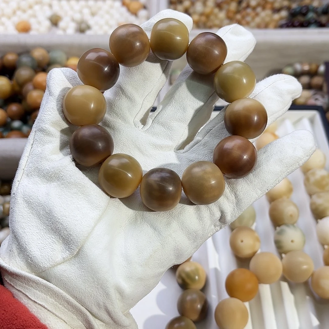 菩提根/象牙果手串锁*儿卡22左右干磨12颗微微瑕