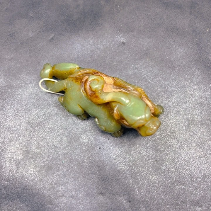 和田玉把件未镶嵌青****仙