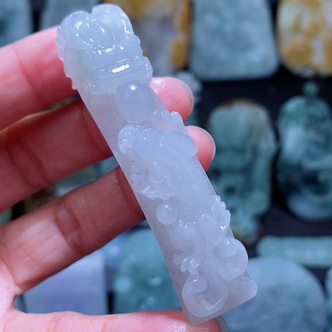 定制翡翠未镶嵌翡翠