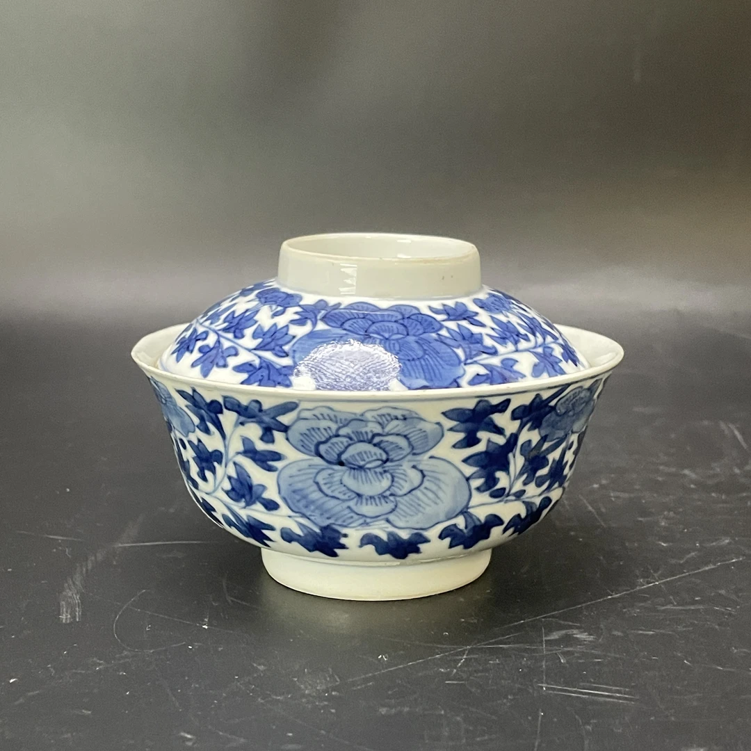 A02650 清光绪青花缠枝花卉纹盖碗 口径12.2cm