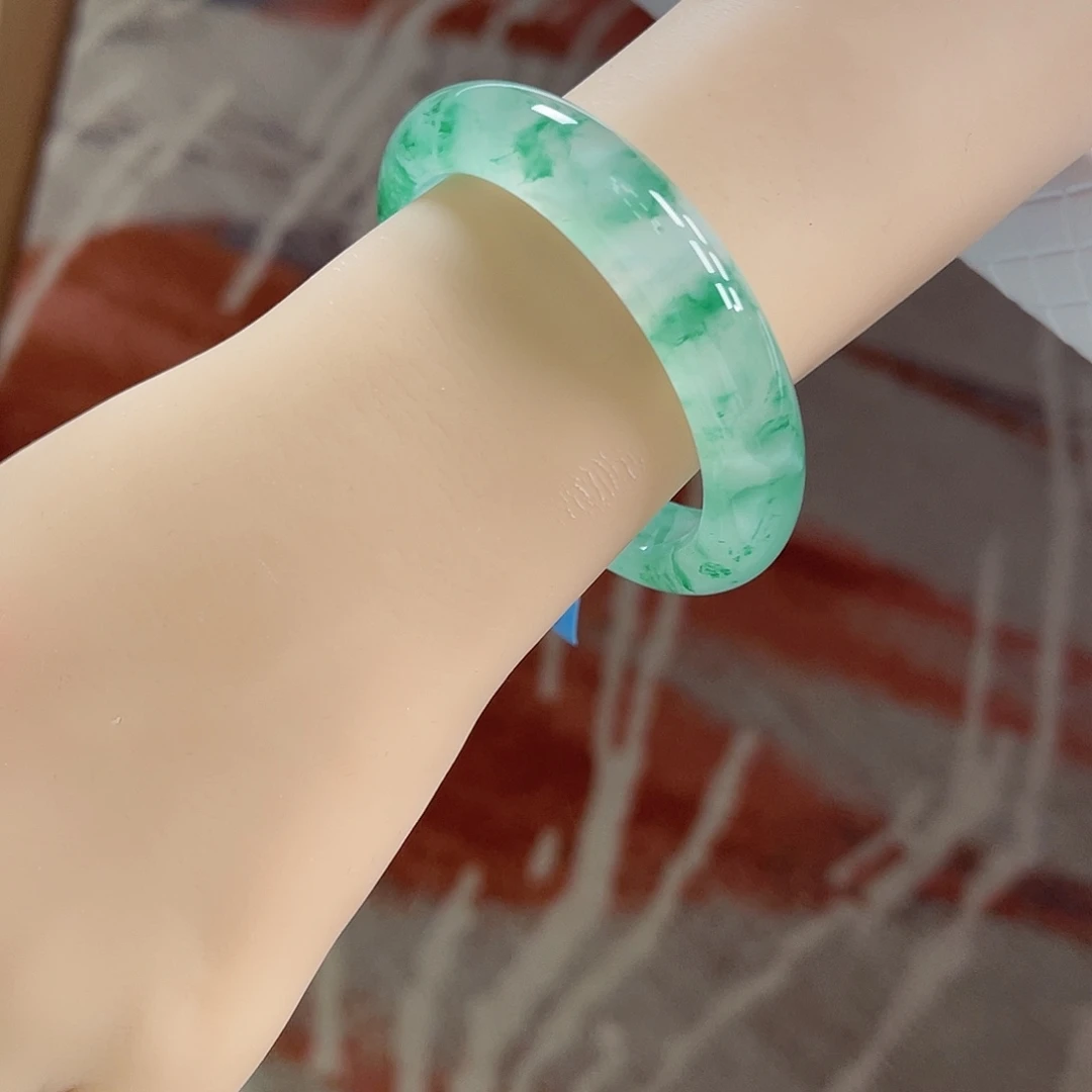 石英质玉未镶嵌手镯