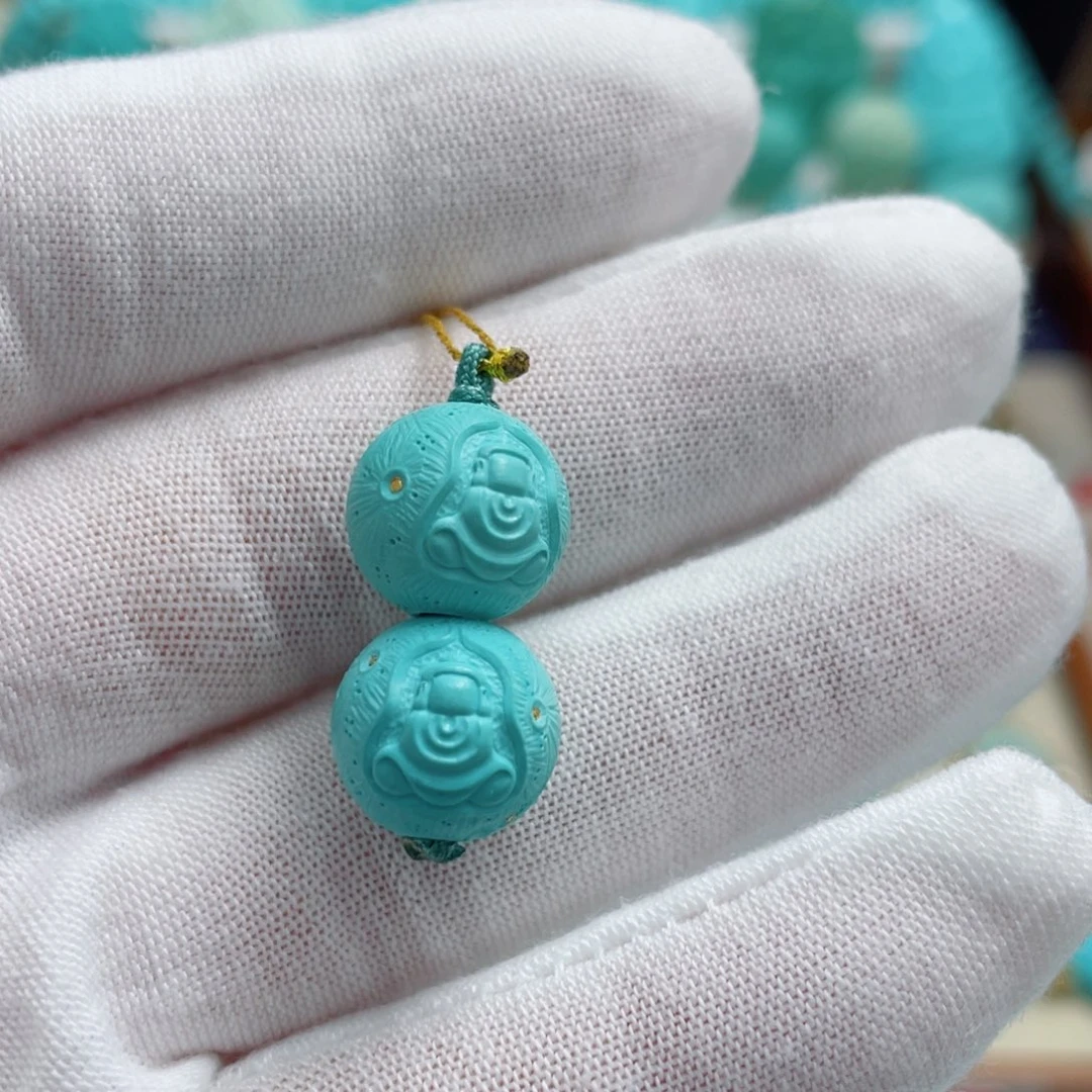 绿松石未镶嵌珠宝奇石