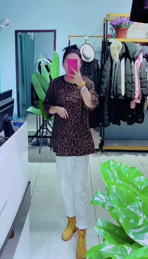 2025夏款——气质豹纹时尚大T，洋气显瘦短袖百搭款