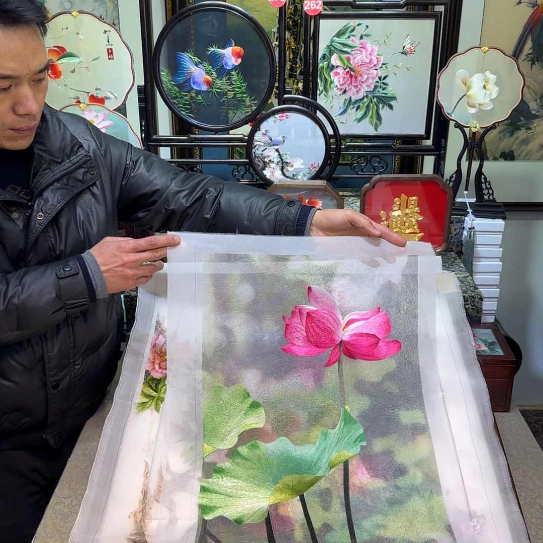 刺绣刺绣工艺精湛