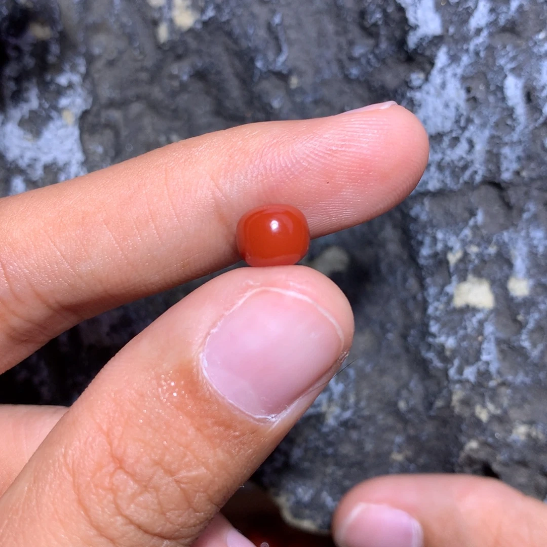 错***子南红玛瑙未镶嵌老型7.4×6.4满肉微纹