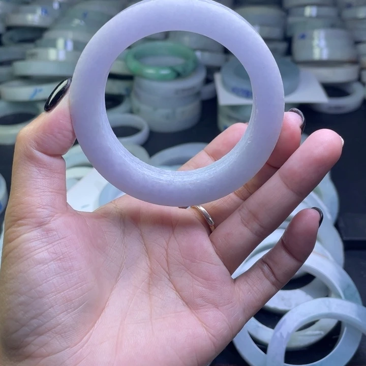定制翡翠未镶嵌我***嘟