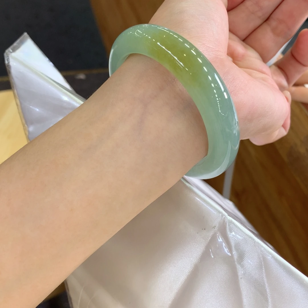 翡翠未镶嵌手镯天然Ａ货翡翠54/55