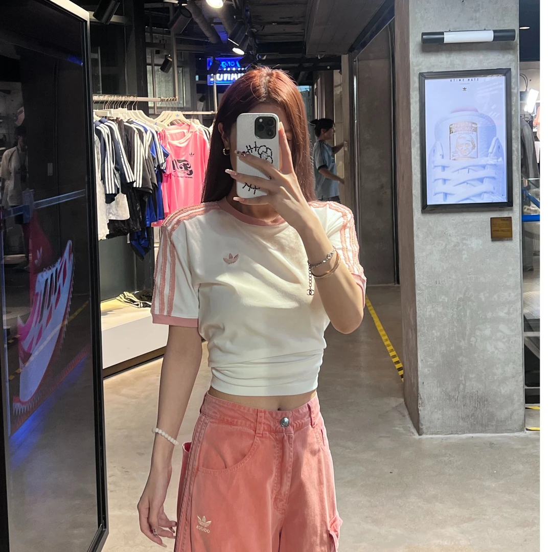 adidas/阿迪达斯三叶草女款 欧若风 白粉运动短袖T恤KC8821