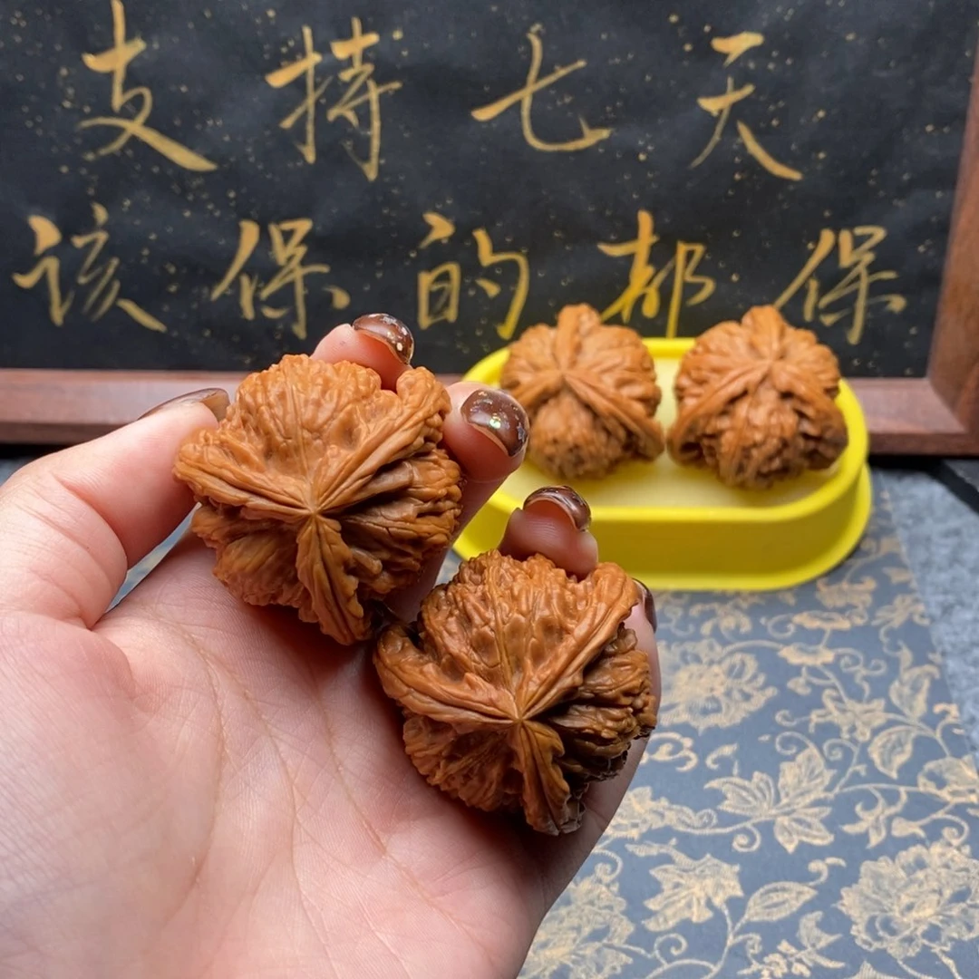 吊坠文玩核桃逗****哥白狮子