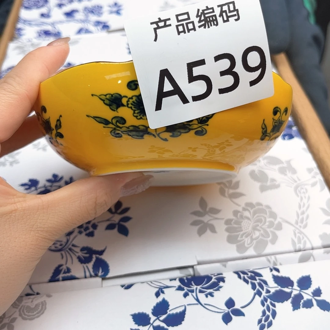 瓷片哦哦哦哦哦哦哦